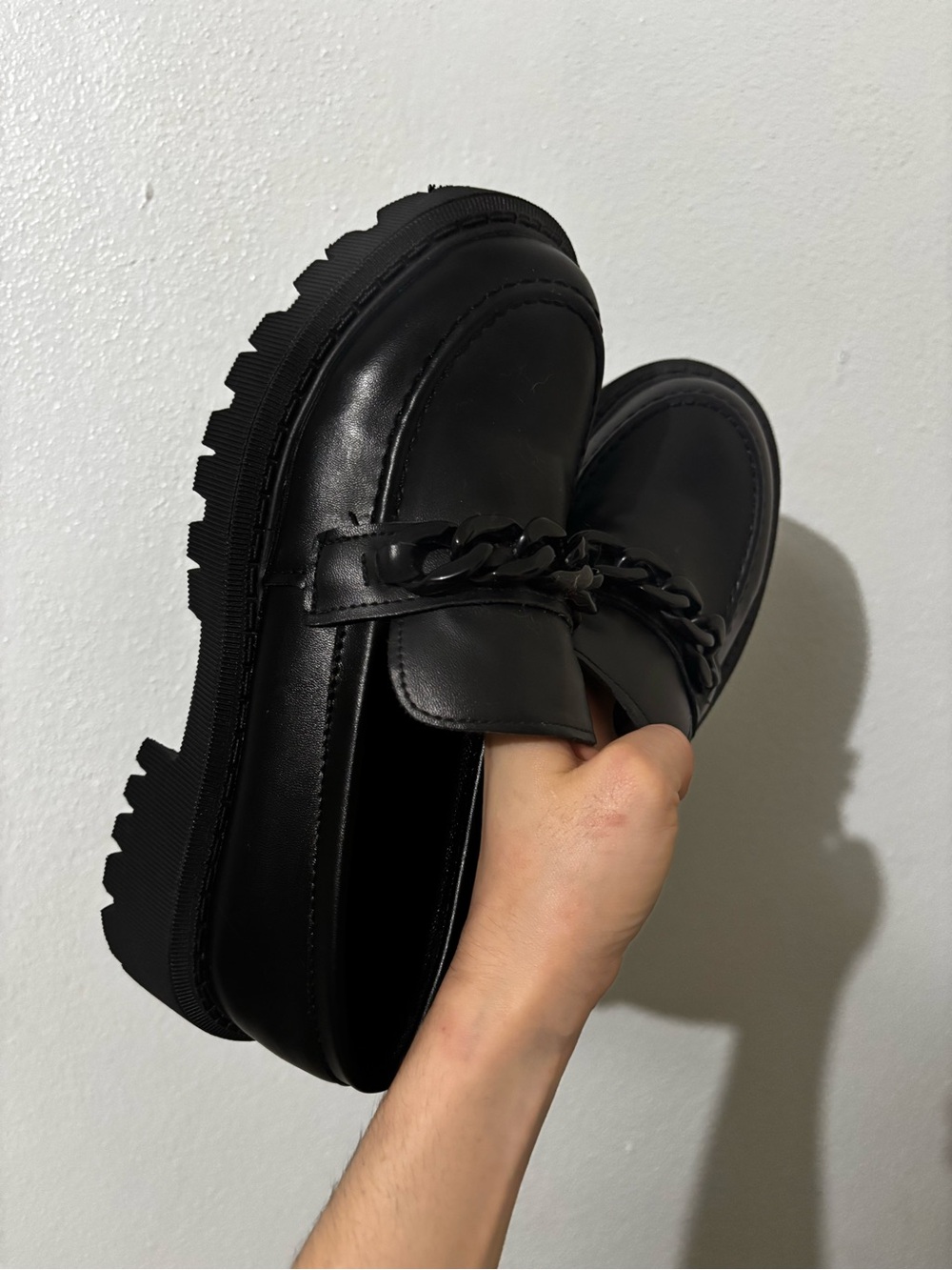 Black Women's Chain Trim Lug Sole Loafers